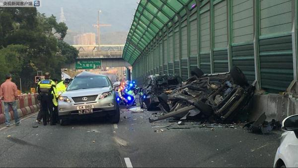 香港骑手逃避查问酿成悲剧，生死瞬间引发社会反思