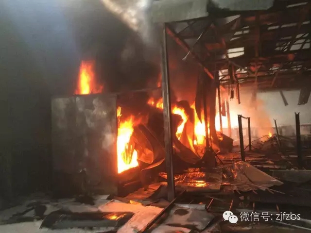 工厂爆燃事故一死二伤，反思与警示