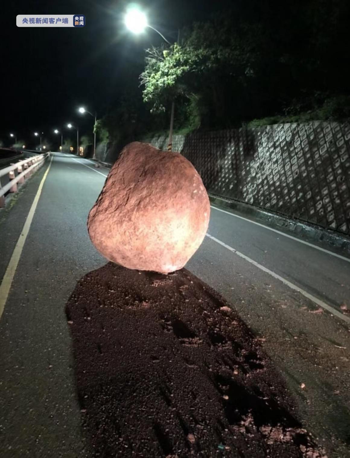 台湾台东县发生4.7级地震，震动中的日常与反思