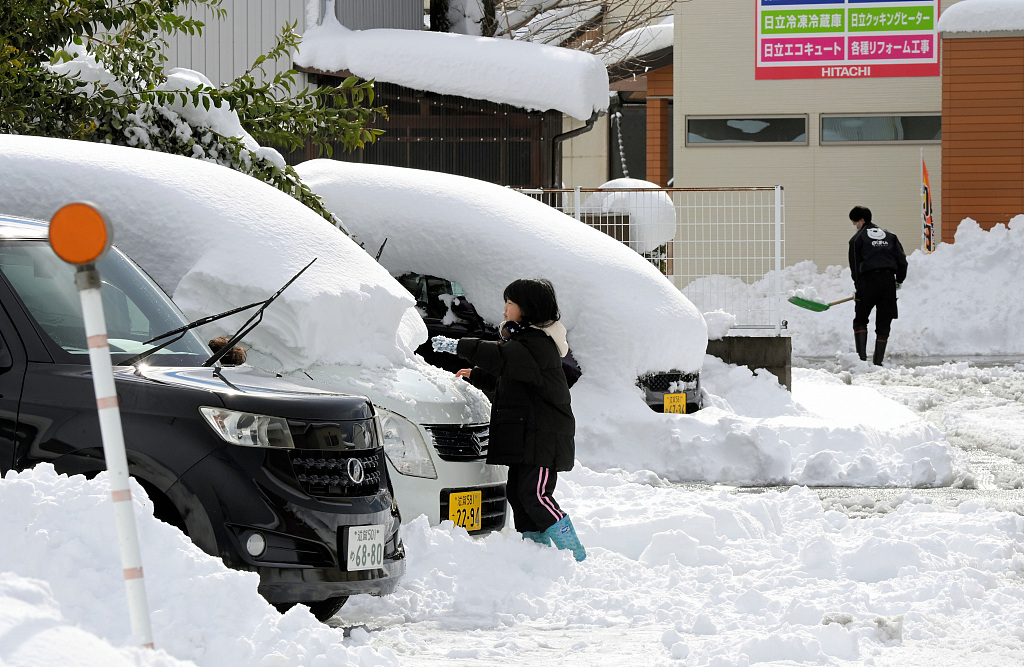 震撼！日本积雪厚度惊人，最厚竟达五米，揭秘背后的真相！